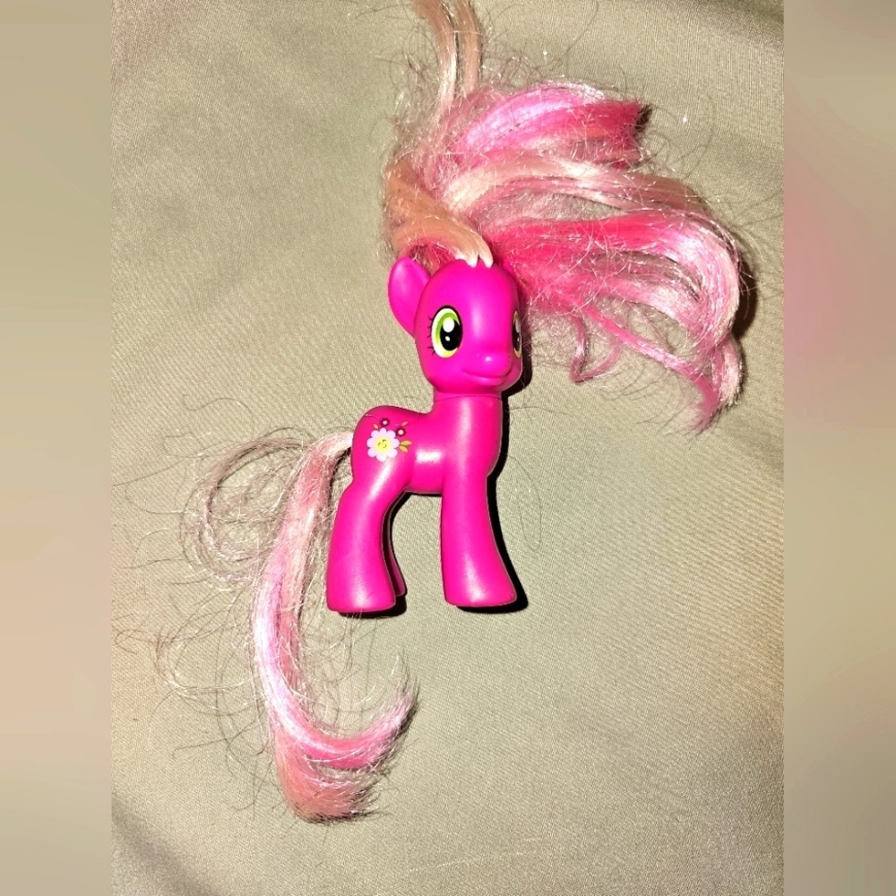My Little Pony G4 Friendship is Magic 3" Brushable MLP Cheerilee flower Cutie